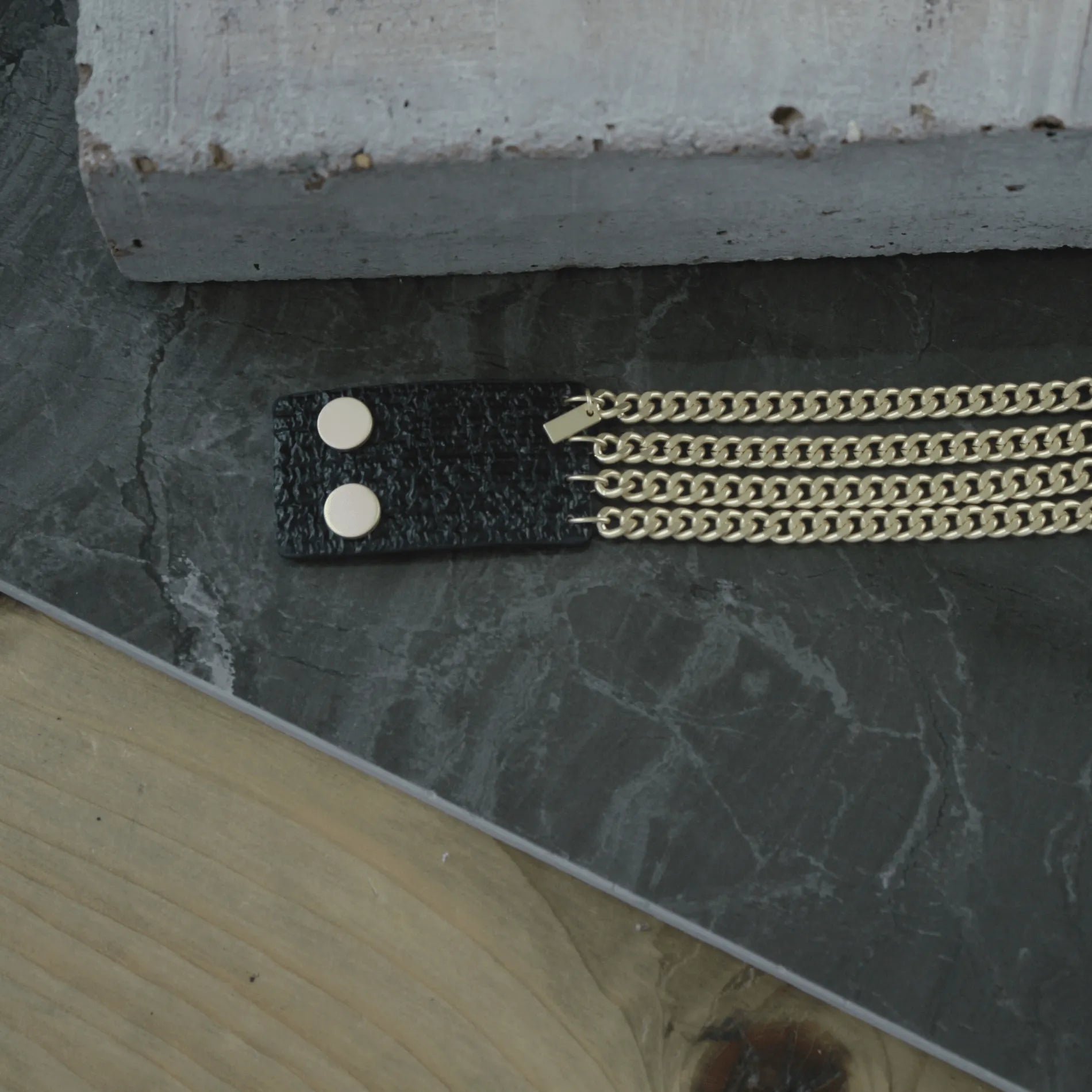 Anastazia IN:STORE Multi Link Leather Bracelet Gold Plating - NordicDeals