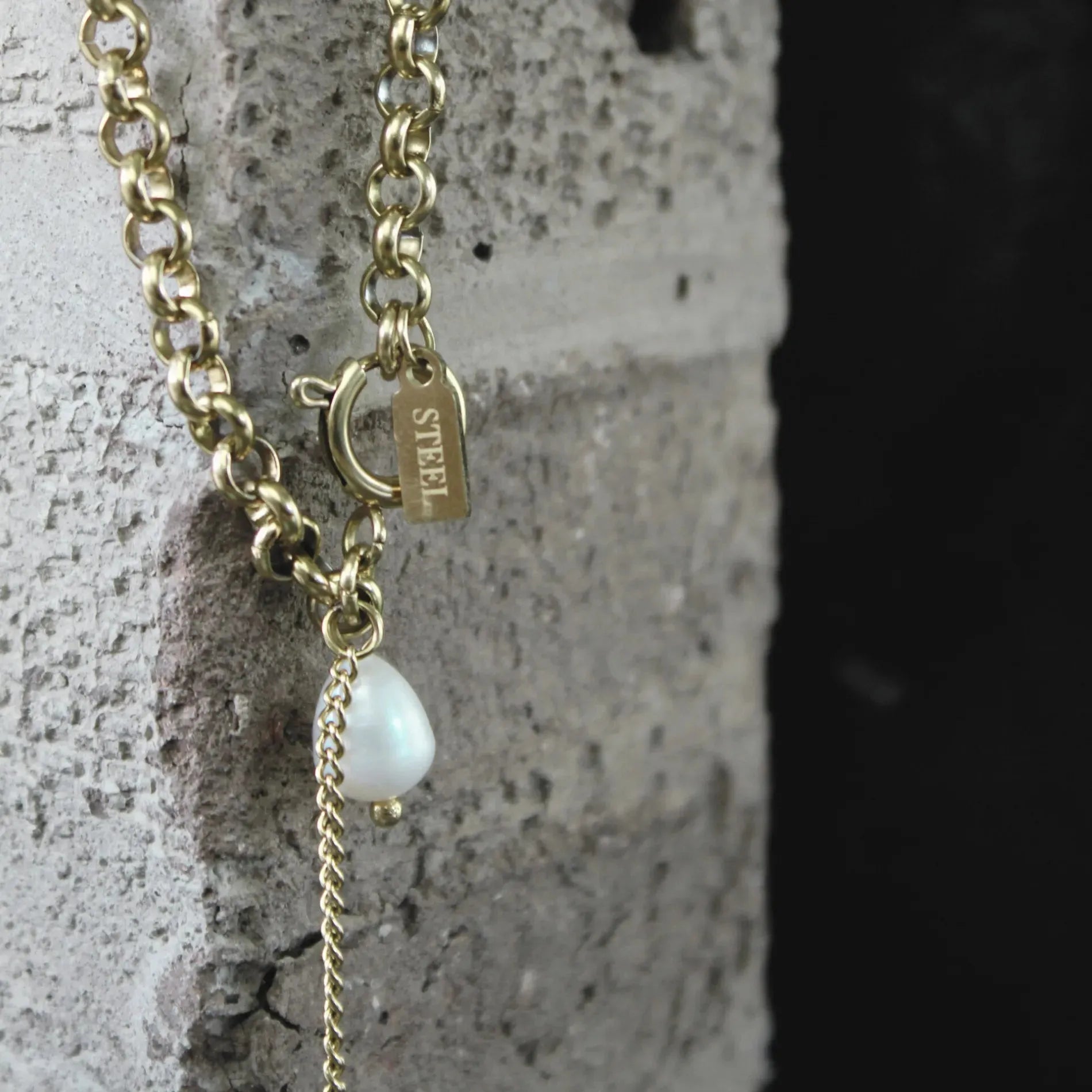 Joy Waterproof Link Pearl Bracelet 18K Gold Plating - NordicDeals