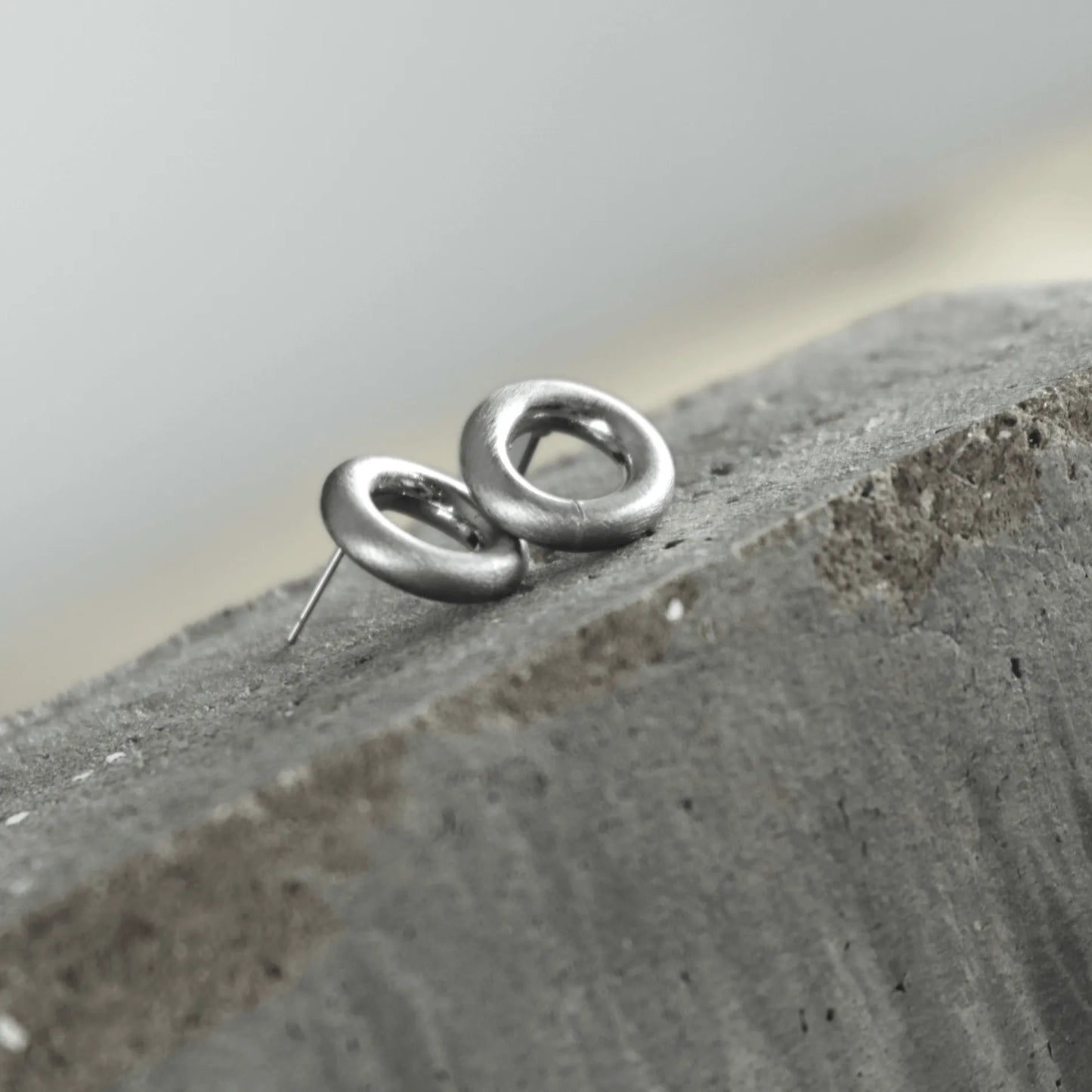 Tula Circle Post Earring Silver Plating